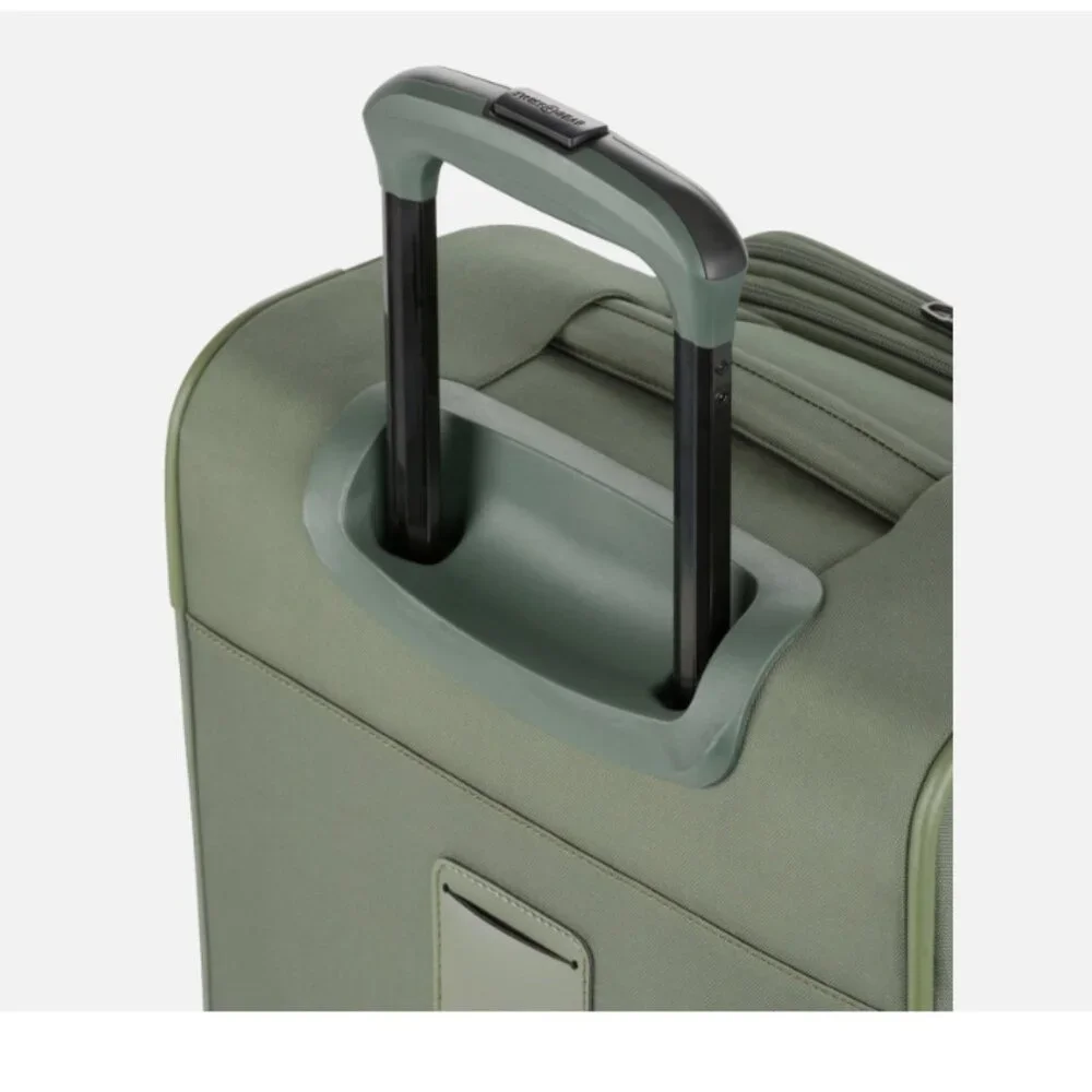 SWISSGEAR Opulence 21 Inch Expandable Spinner Carry On Luggage Green
